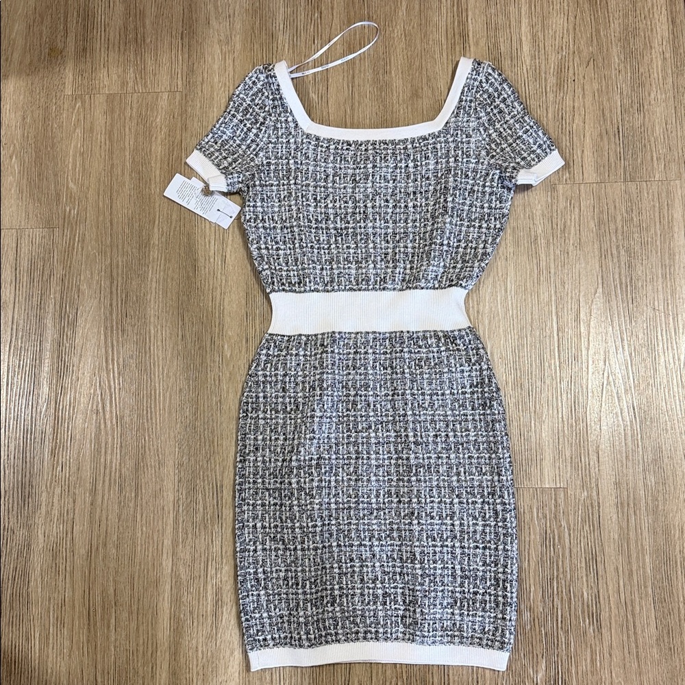 New Guess White-Trim Grey Tweed Knit Dress with Gold Buttons size XS - Picture 5 of 5